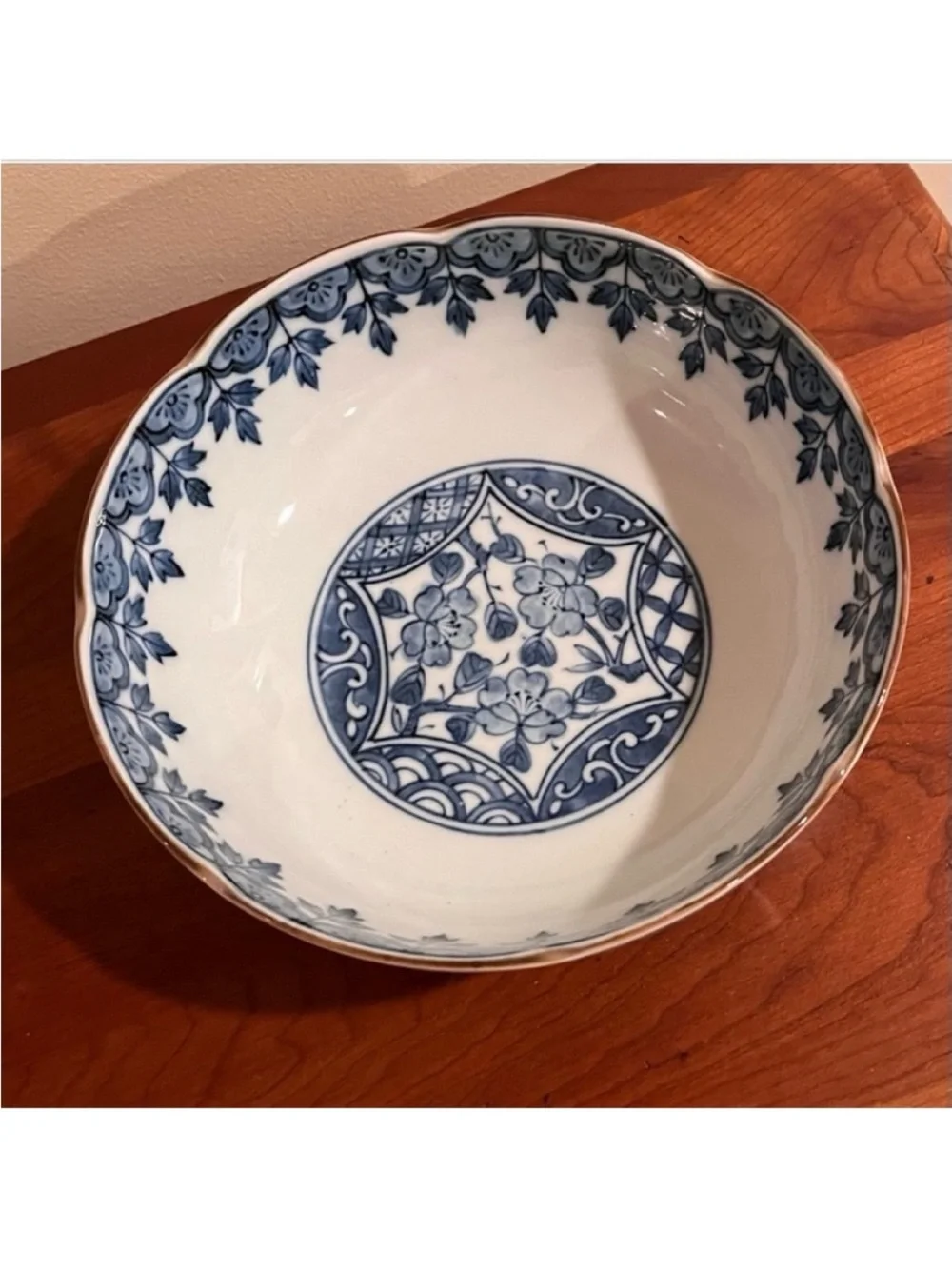NWOT- Retro Bowl - Scalloped Porcelain Floral Bowl